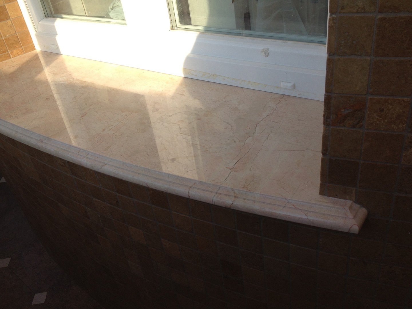 Подоконники